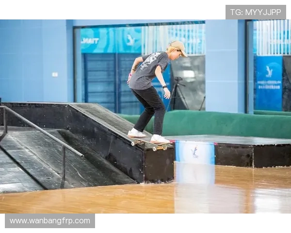 南京攀岩队在世界滑板锦标赛中以71分稳居积分榜首位