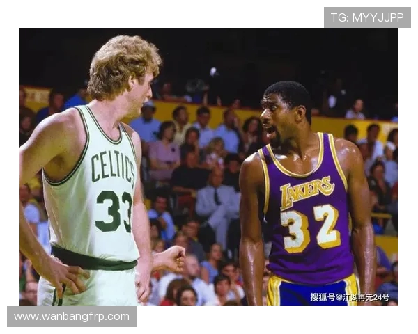 魔术师约翰逊的传奇人生与他如何用激情与智慧改变篮球世界